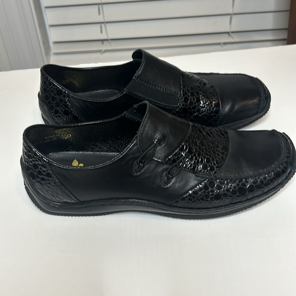 RIEKER Black Leather Flats Anti-Stress Slip-on Comfort Driving Loafer Shoes - Picture 6 of 16